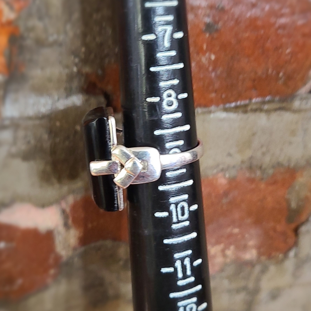 Sterling Silver Cocktail Ring W/ Rectangular Onyx… - image 6